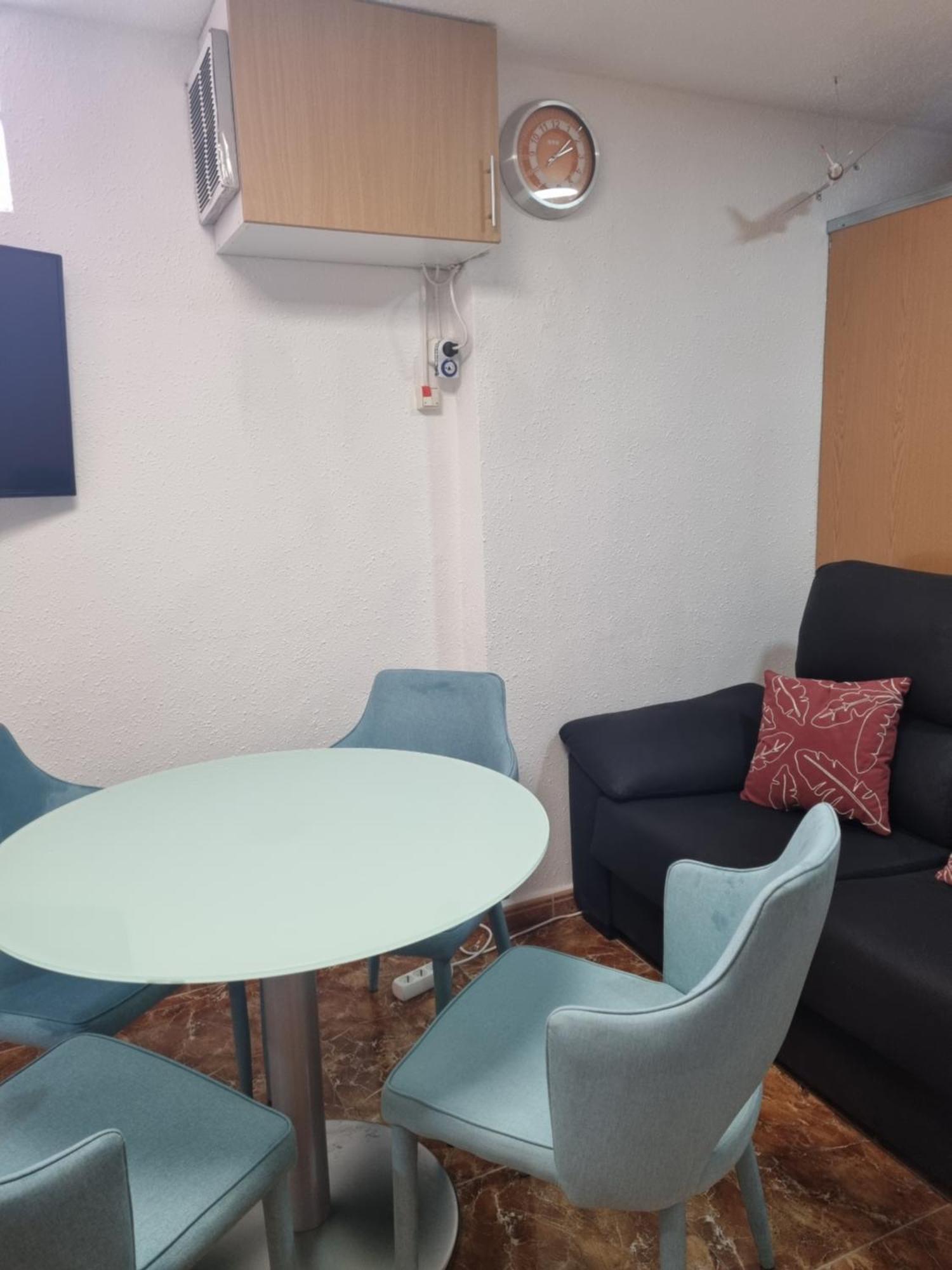 Accommodatie bij particulieren Cozy In Terraced House *